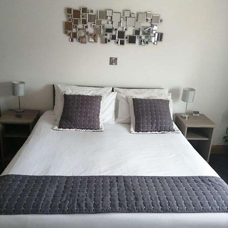 Donegal Town Reveller Lodgings מראה חיצוני תמונה